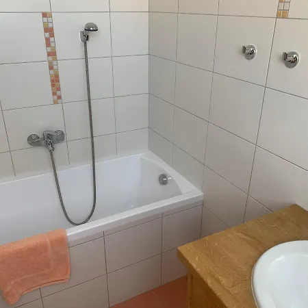 Kolo Prostredni Svince