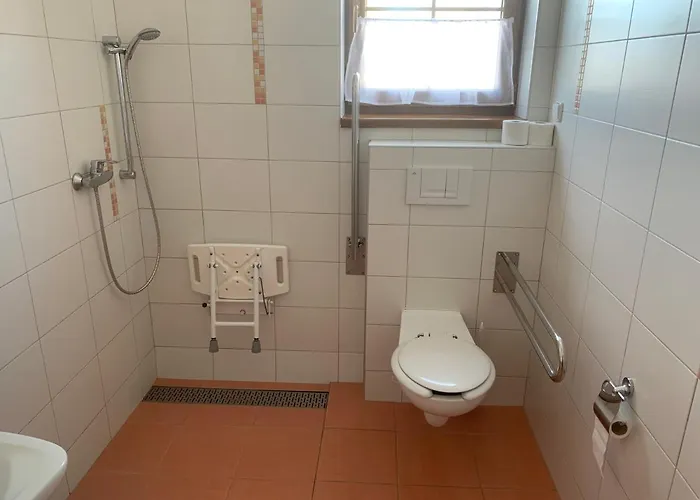 بيت ضيافة Kolo