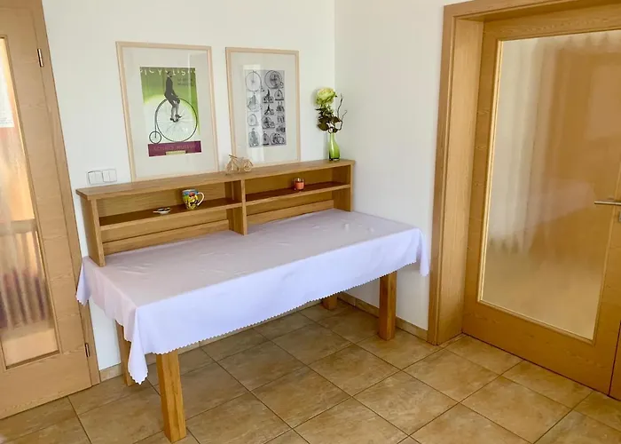 Kolo بيت ضيافة Prostredni Svince